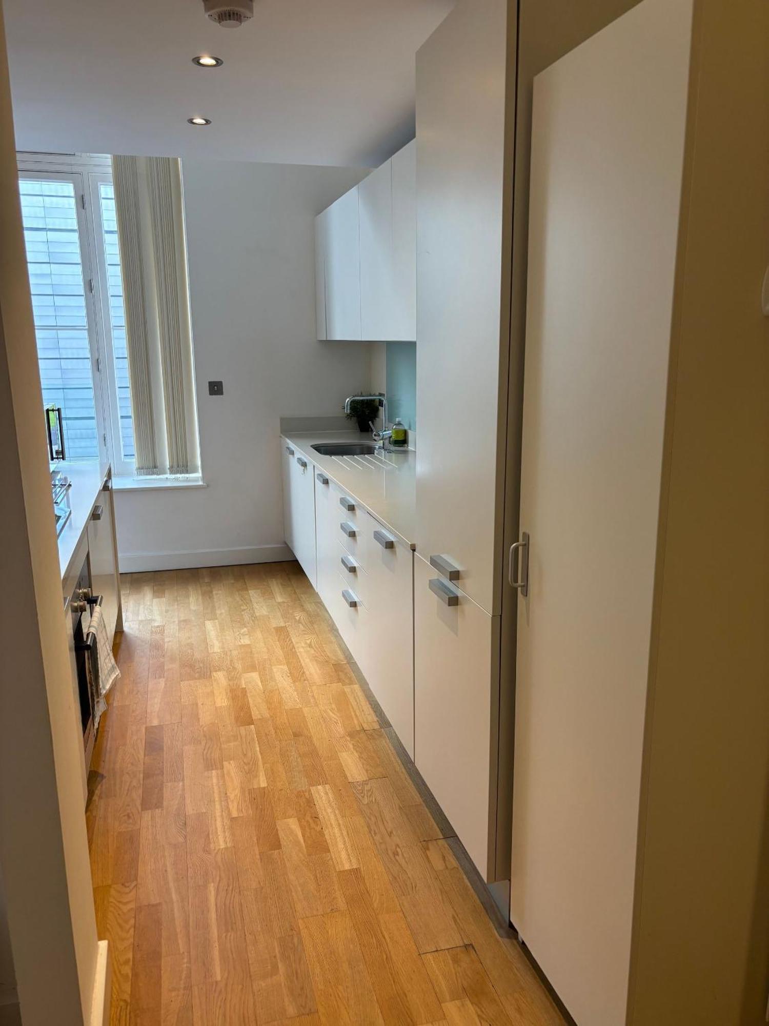 Extremely Quartermile Near To Castle And *